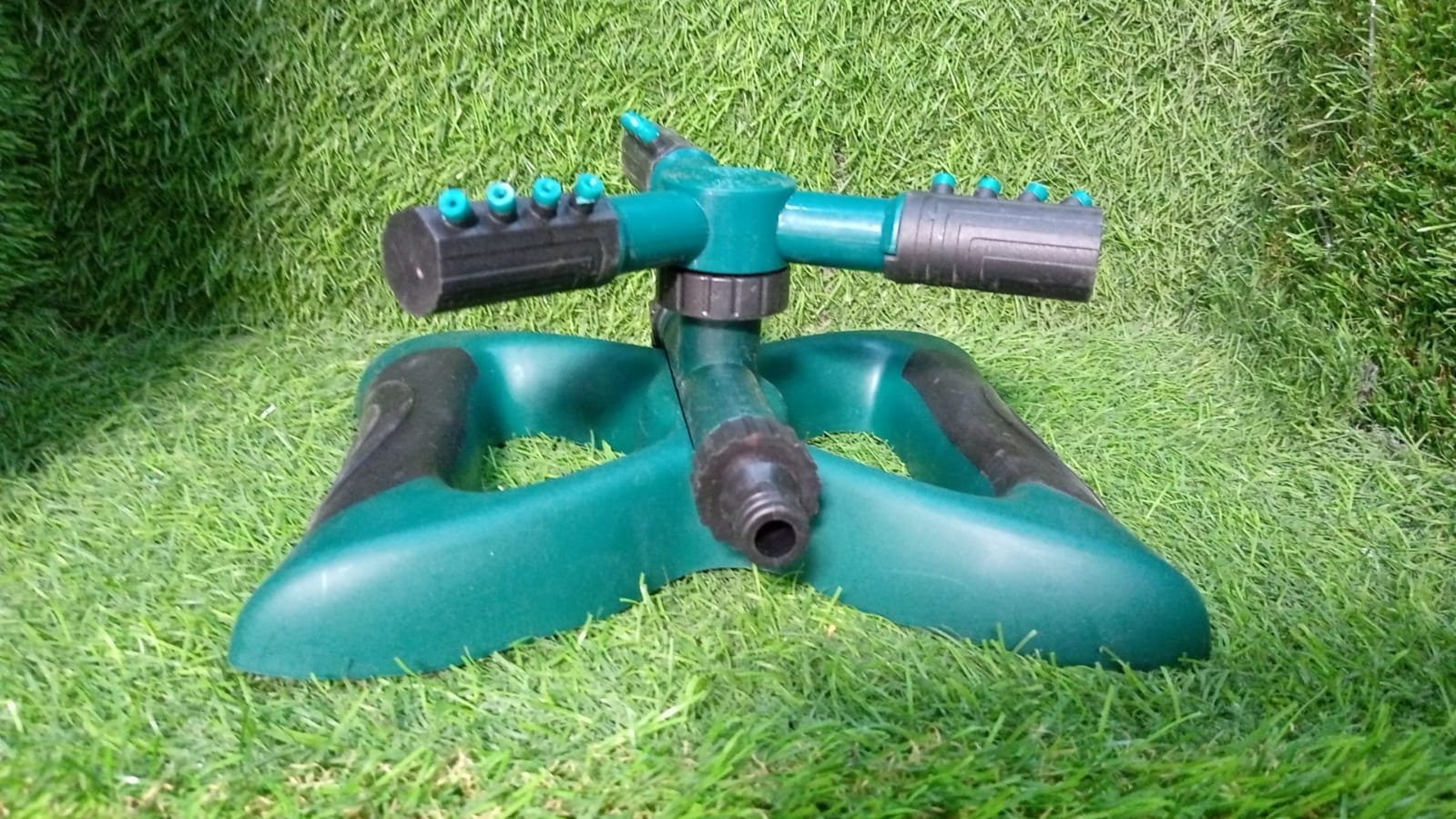 7482 360 Degree 3 Arm Sprinkler for Watering Garden and Lawn Irrigation Yard Water Sprayer 7482 360 Degree 3 Arm Sprinkler for Watering Garden and Lawn Irrigation Yard Water Sprayer